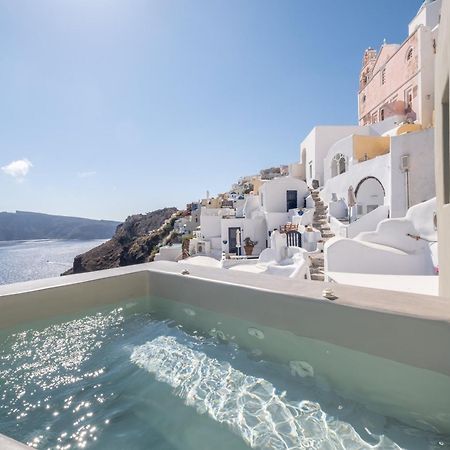Santoroia Luxury Suites By Caldera Houses Exterior photo