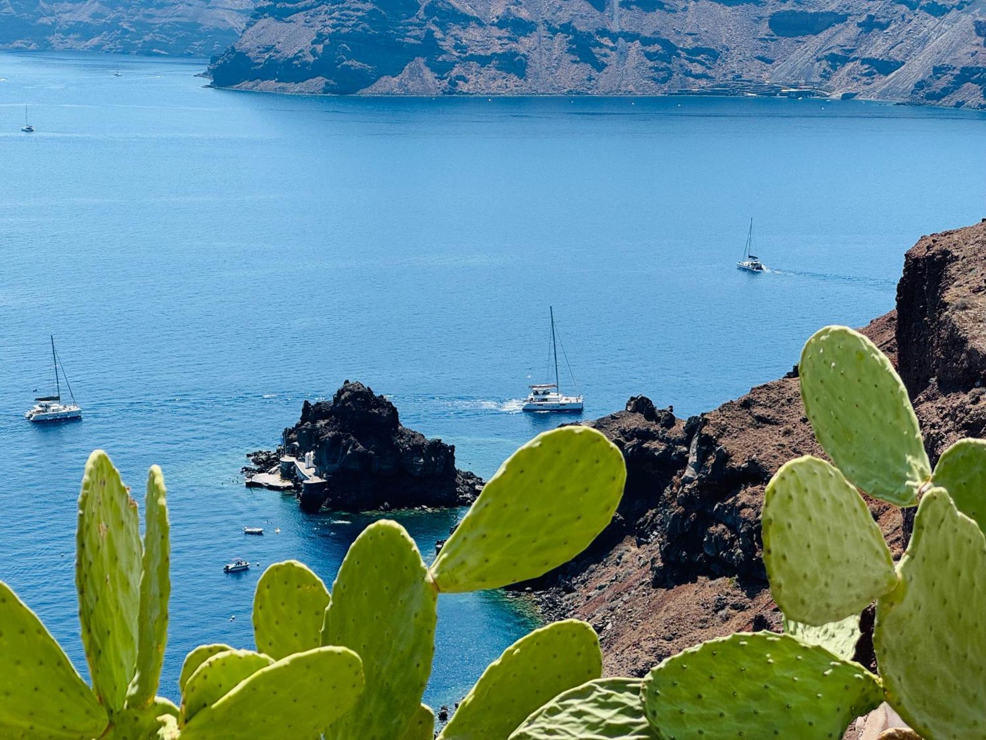 Santoroia Luxury Suites By Caldera Houses Room photo